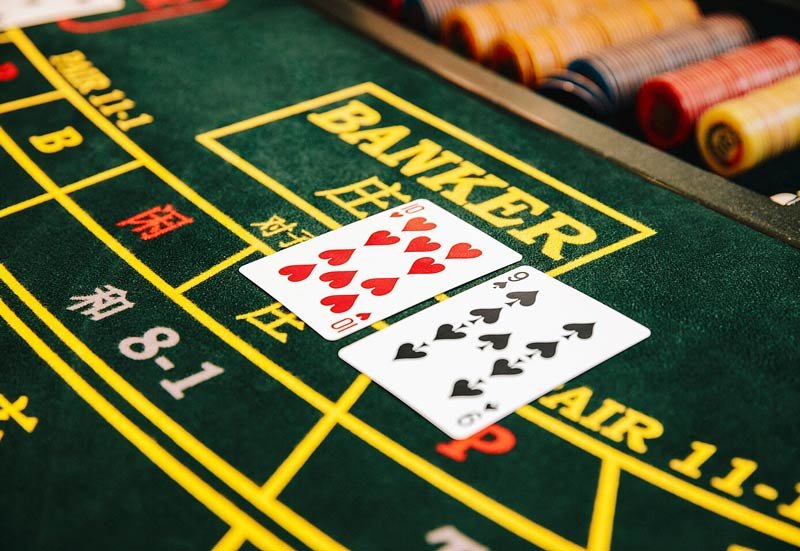 Học hỏi kinh nghiệm chơi Baccarat từ các cao thủ